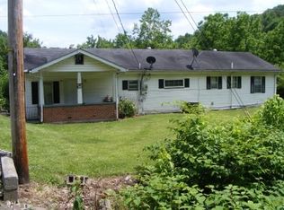 6130 Highway 987 Brownies Crk, Calvin, KY 40813