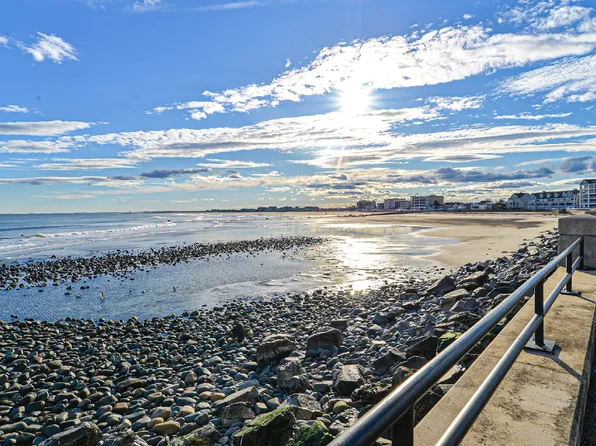 435 Ocean Blvd #205, Hampton, NH 03842