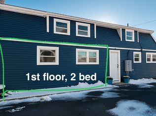 6 Jefferson St APT 1N, Tiverton, RI 02878