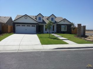 10302 Fenwick Island Dr, Bakersfield, CA 93314