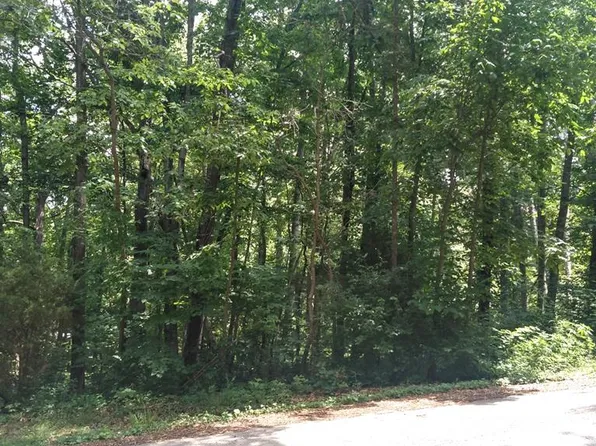 5811 Gray St, Morristown, TN 37814