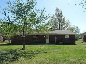 2nd image of 206 N Christy