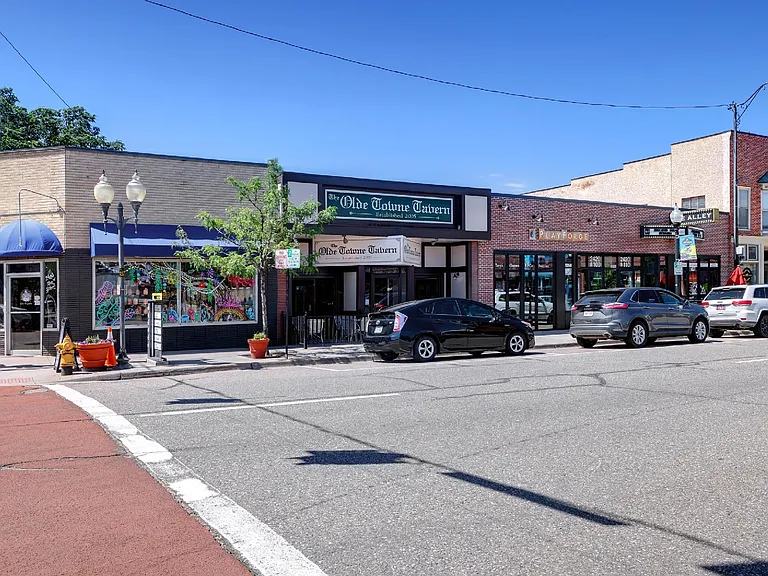 6102 S Spotswood St — Photo 34