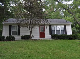 221 Highview Dr, Ballwin, MO 63011