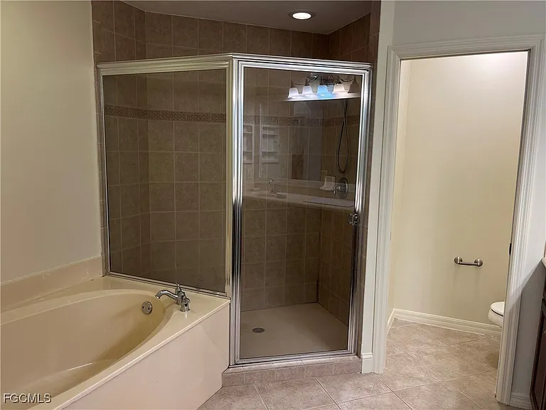 9999 Chiana Cir — Photo 21