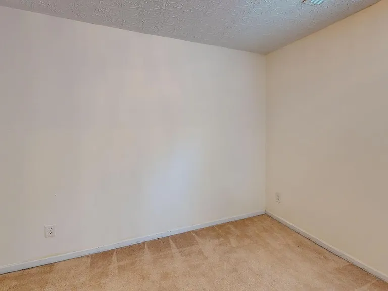 620 Blueangel Dr — Photo 11