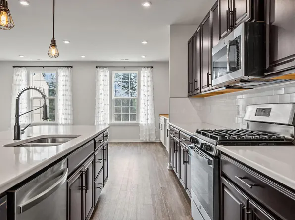 325 Amber Acorn Ave, Raleigh, NC 27603