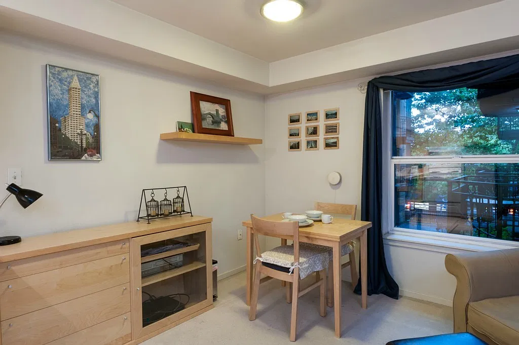 Studio, 385 sqft, $1,350 — Photo 2