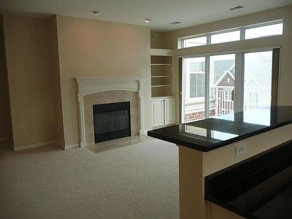 3rd image of 3872 S Lake Dr #237