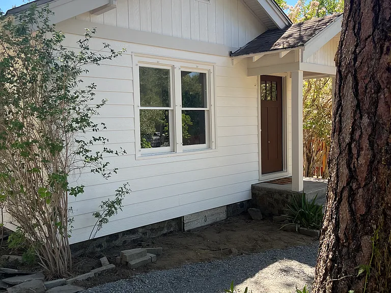 423 NE Emerson Ave #1 — Photo 7