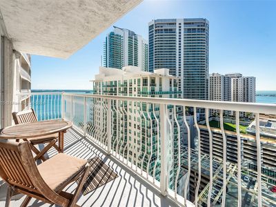 1200 Brickell Bay Dr APT 2523, Miami, FL, 33131