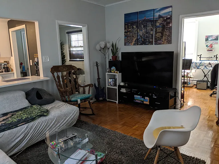 135 N Barry Ave #1 — Photo 3