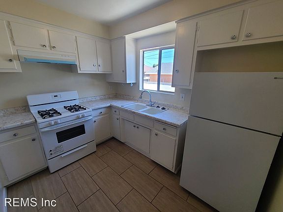 4th image of 4350 W 130th St APT 6