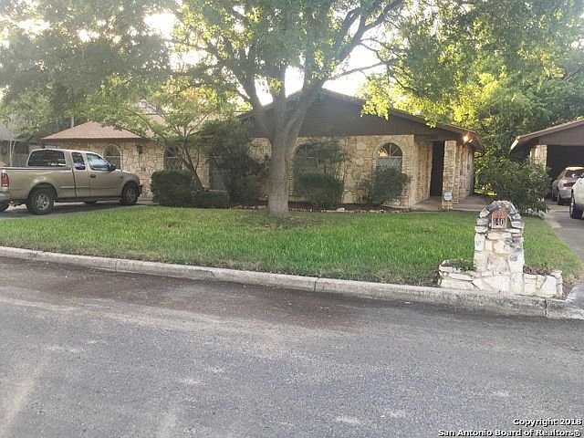 1st image of 140 Hillcrest Dr
