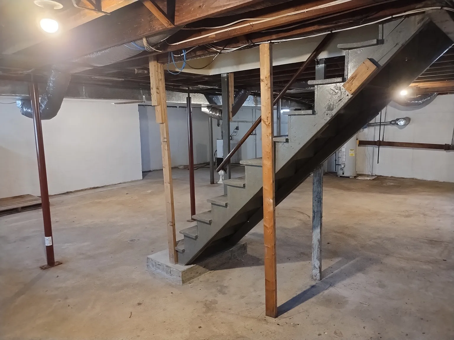 4 bed, 1080 sqft, $1,290 — Photo 3