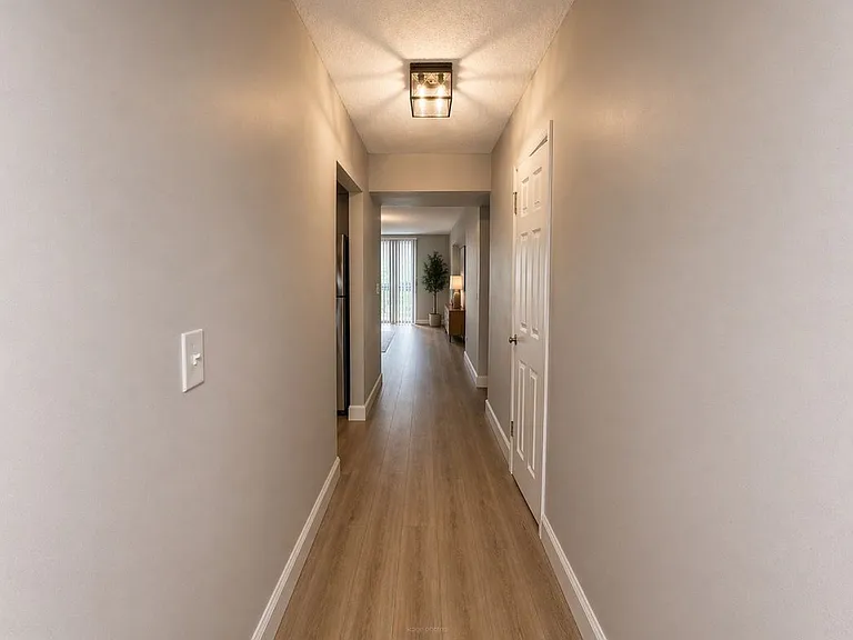 370 NW 76th Ave #202 — Photo 7