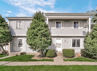 114 Pilgrim Ct, Bolingbrook, IL 60440