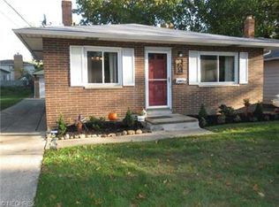 29524 Meadow St, Wickliffe, OH