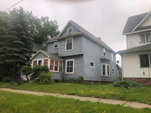 2nd image of 808 E Spruce St