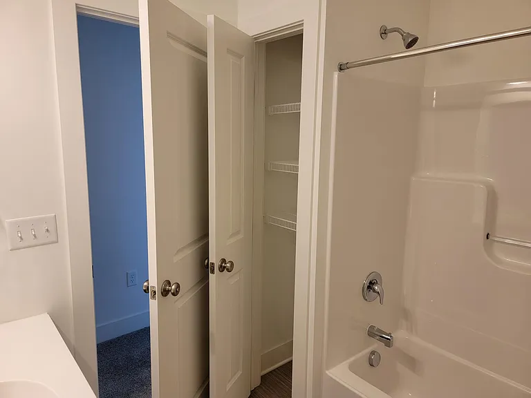 End Unit - Bathroom and Linen Closet