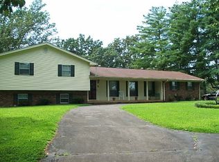 351 Rollins Ridge Rd NW, Cleveland, TN 37312