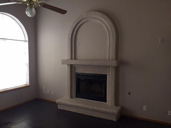 5th image of 1309 Morgan Marie St