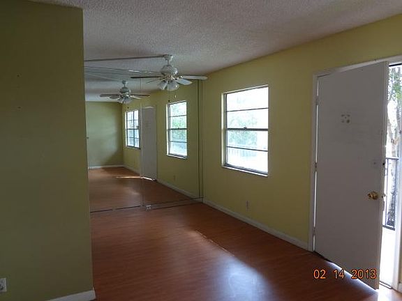 3rd image of 551 SW 135th Ave APT 205B