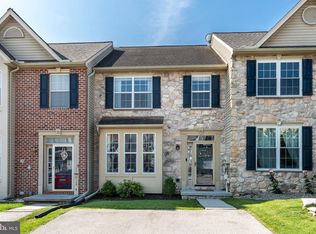 73 Sara Ln, Hanover, PA 17331