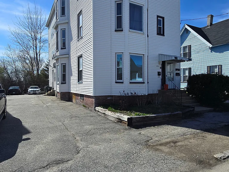 236 Jewett St #1 — Photo 26