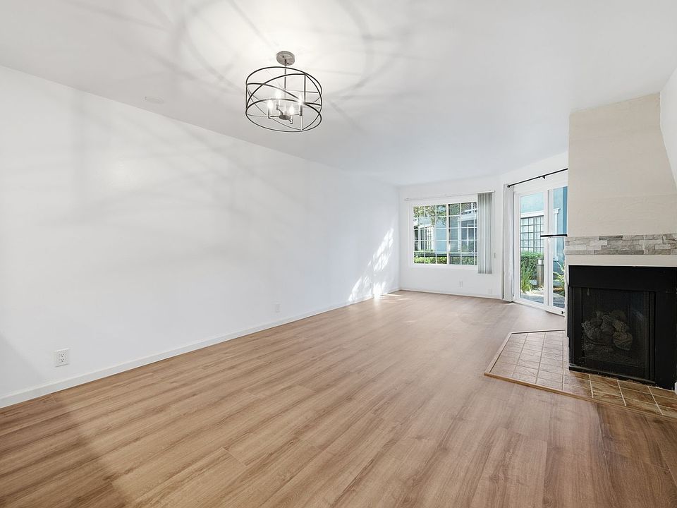 1st image of 700 E Lake Dr Unit 94