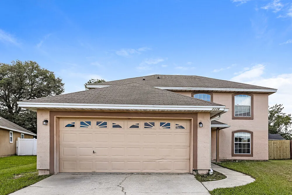6 bed, 4.0 bath, 2837 sqft, $2,870 — Photo 1
