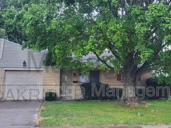 425 Heather St, Englewood, OH 45322