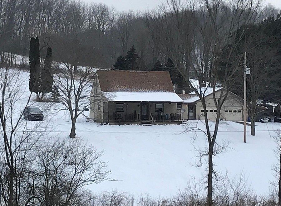 1st image of 105 Anderson Ln