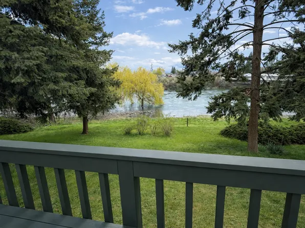 18718 E Montgomery Dr, Otis Orchards, WA 99027