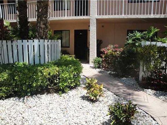 3rd image of 7300 Amberly Ln APT 104