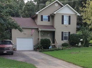 978 Pop Hollow Rd, Clinton, TN 37716