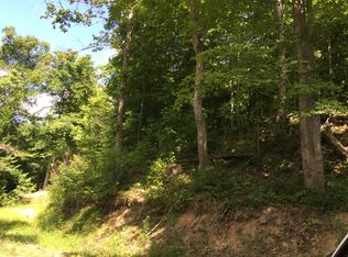 9685 Charleston Rd, Walton, WV 25286