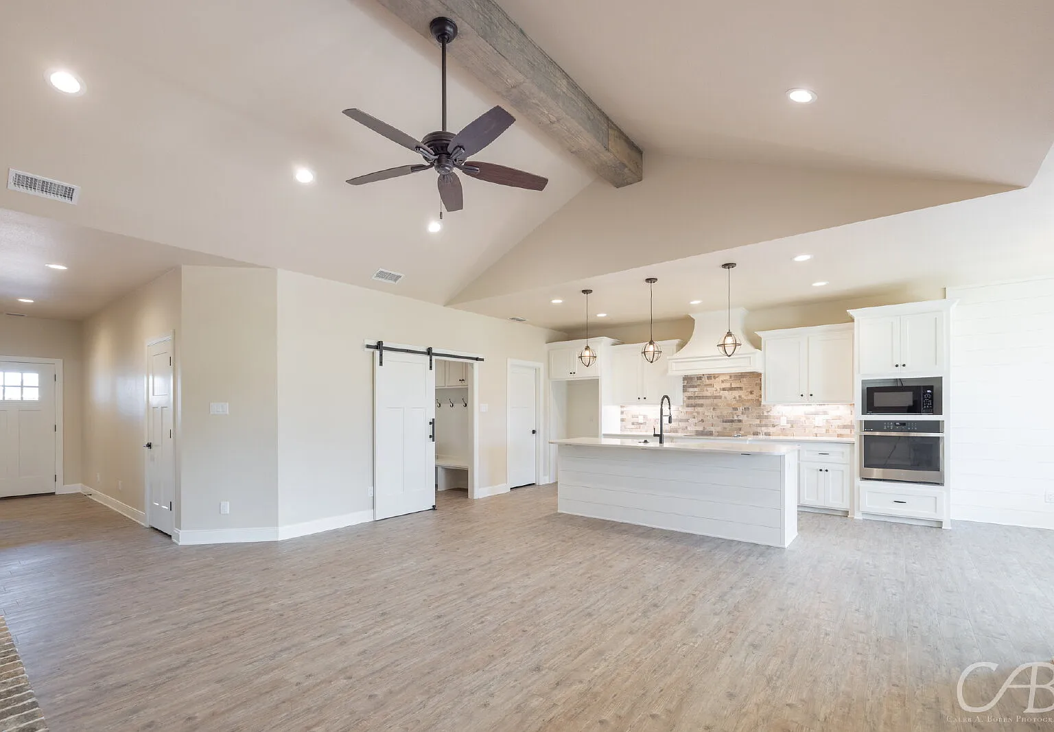 3 bed, 2.0 bath, $2,650 — Photo 1