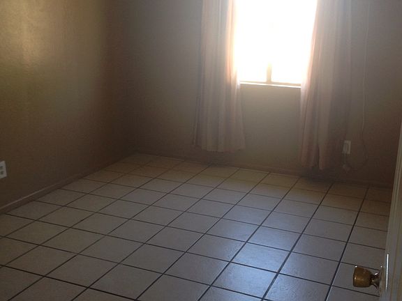 4th image of 2901 E Wier Ave APT 3