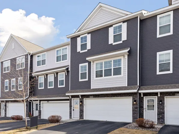 8735 Granite Cir, Woodbury, MN 55129