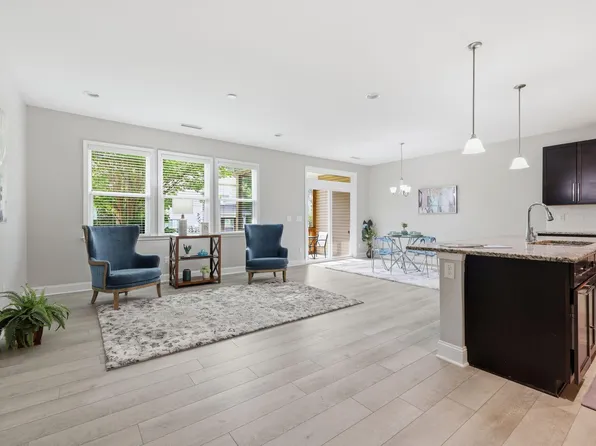 1410 Glenwater Dr, Cary, NC 27519