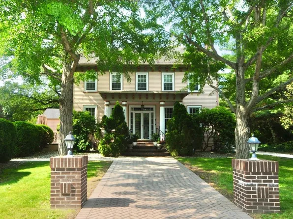 9087 Highland St, Mauricetown, NJ 08329