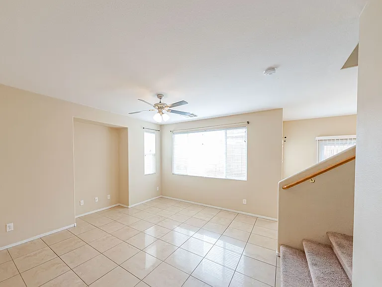 10243 Midnight Glow Ct — Photo 3