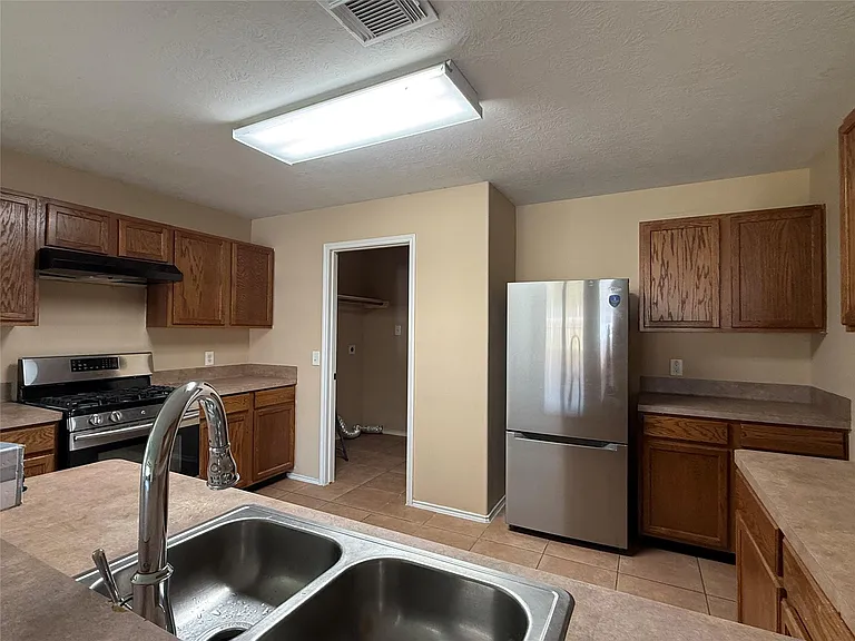 2623 Marble Manor Ln — Photo 13