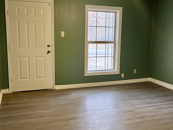 5th image of 411 N Bond Ave