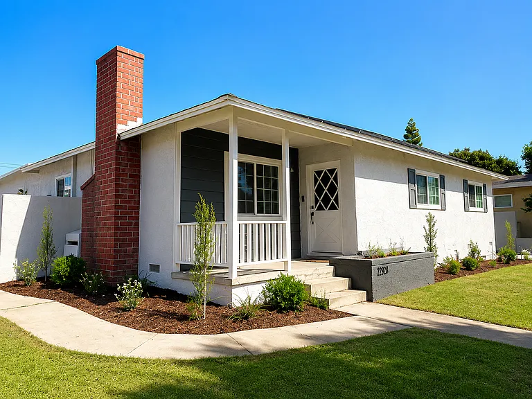 2234 Carfax Ave — Photo 1