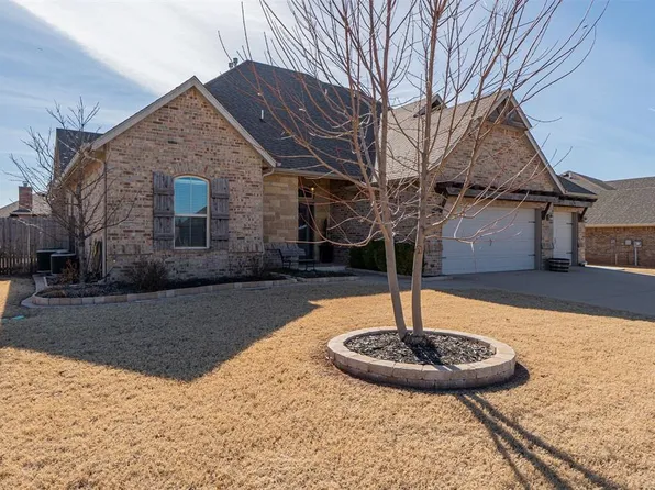 6140 Oxnard St, Edmond, OK 73034