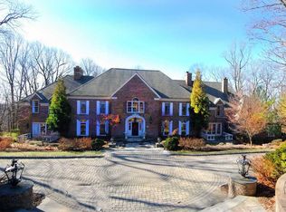 868 Trailing Ridge Rd, Franklin Lakes, NJ 07417