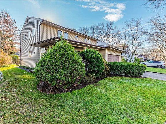 2nd image of 14 Seagull Ln