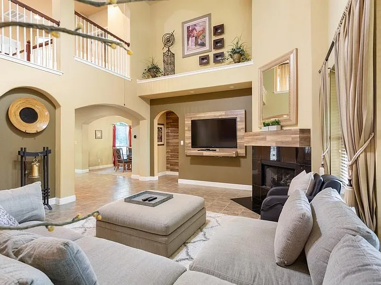 1442 River Forest Dr — Photo 8